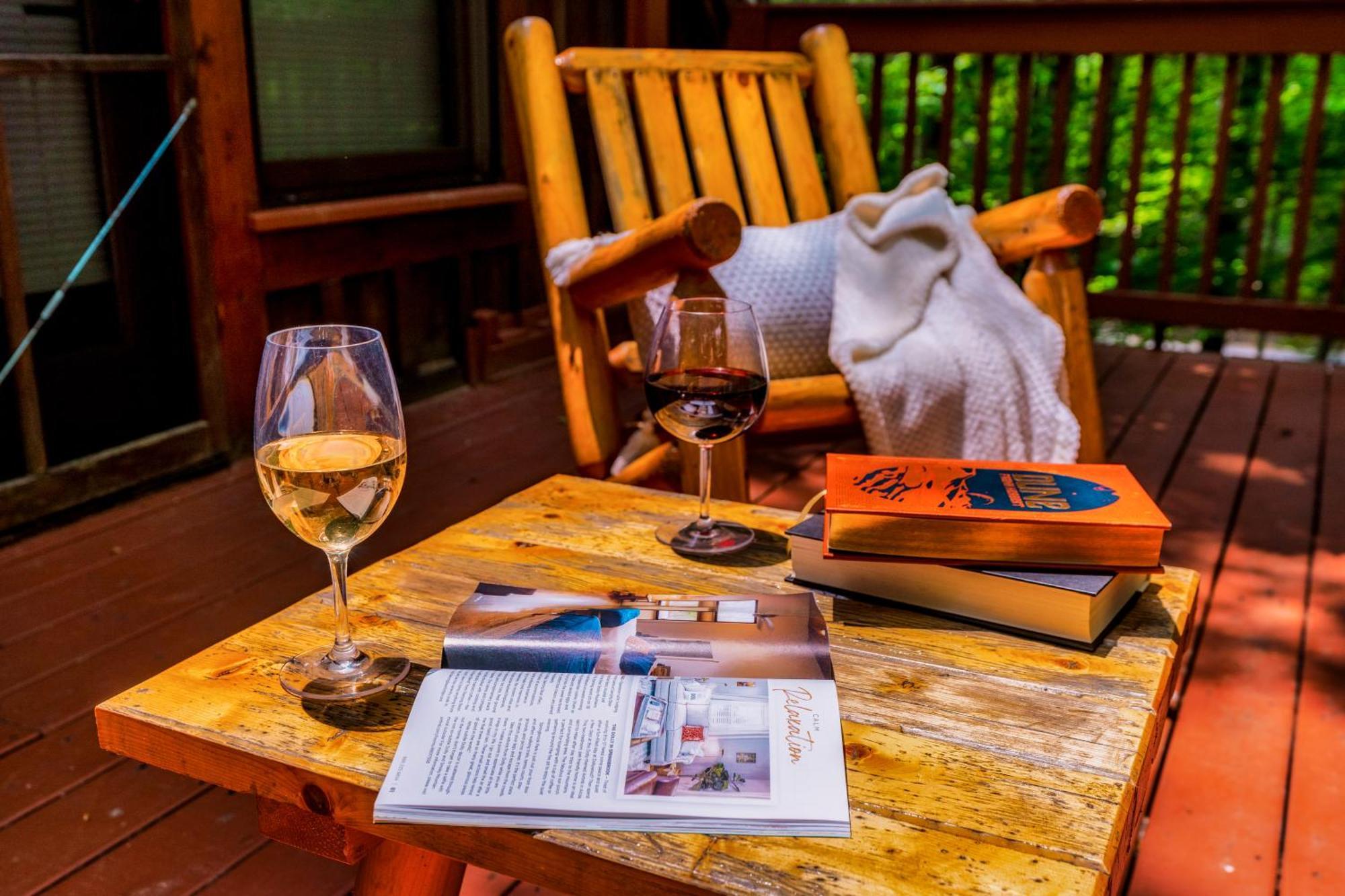 Cabin In A Gated Resort With Seasonal Resort Pool Pigeon Forge Eksteriør bilde