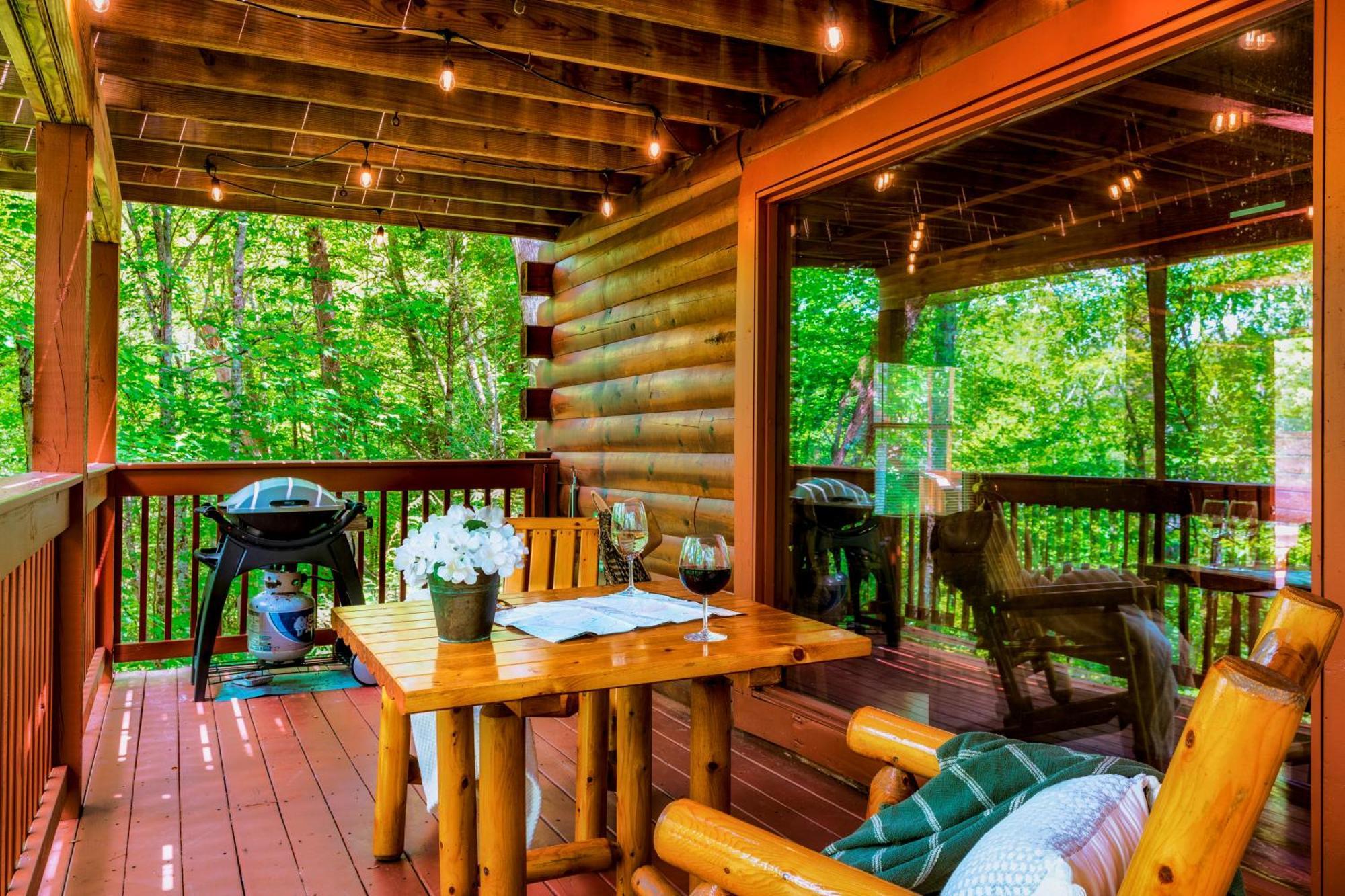 Cabin In A Gated Resort With Seasonal Resort Pool Pigeon Forge Eksteriør bilde