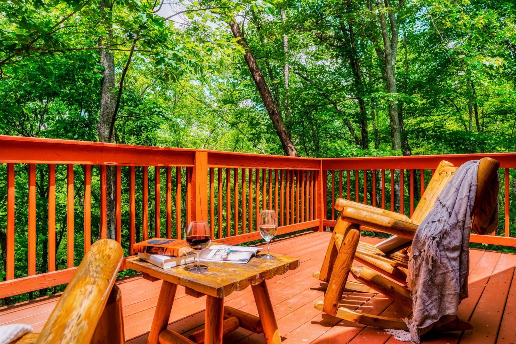Cabin In A Gated Resort With Seasonal Resort Pool Pigeon Forge Eksteriør bilde