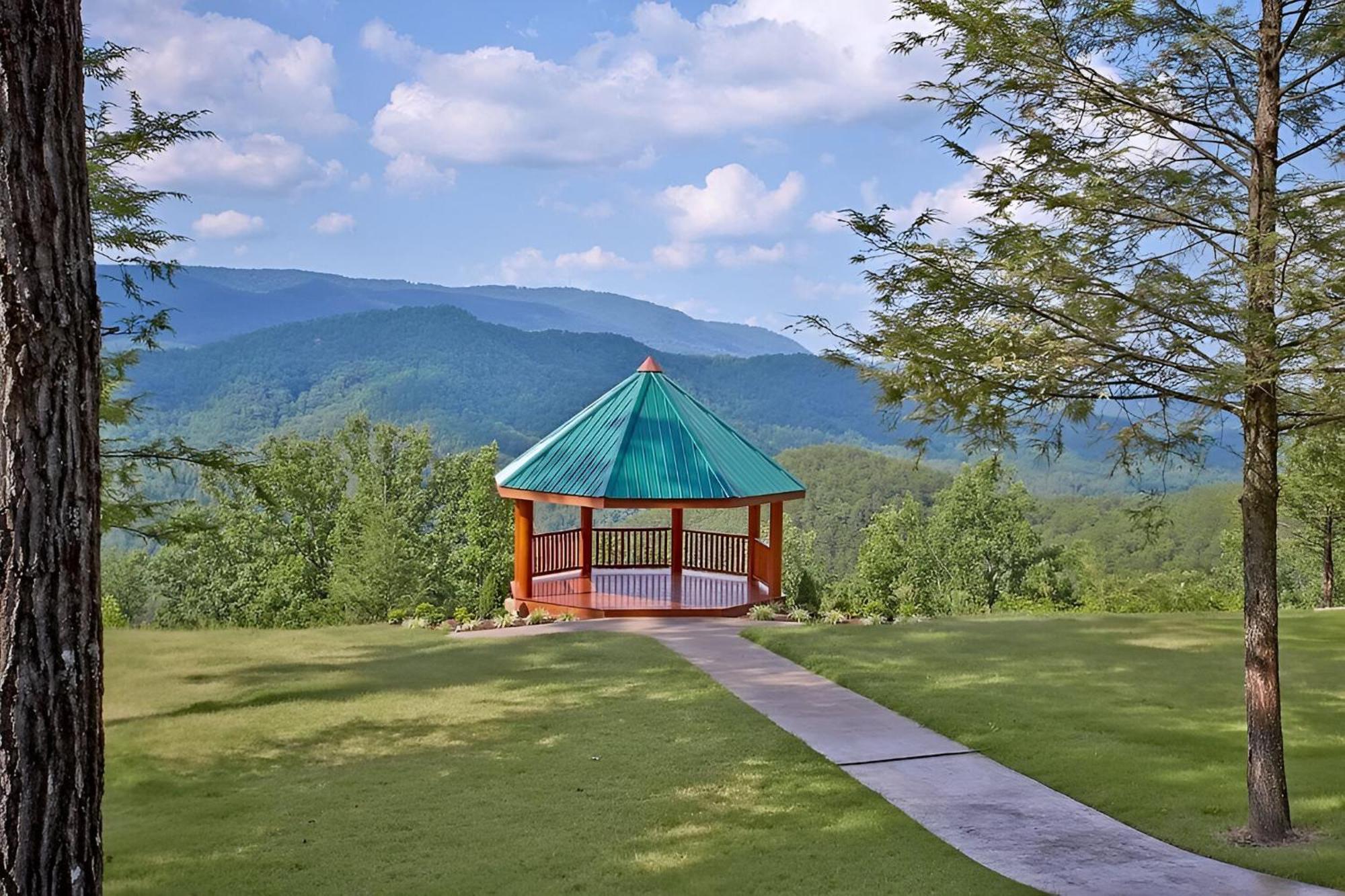 Cabin In A Gated Resort With Seasonal Resort Pool Pigeon Forge Eksteriør bilde