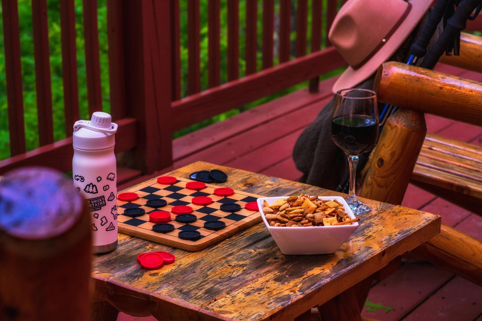 Cabin In A Gated Resort With Seasonal Resort Pool Pigeon Forge Eksteriør bilde