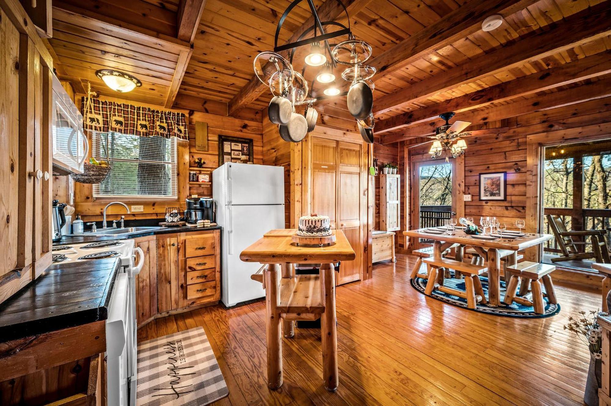 Cabin In A Gated Resort With Seasonal Resort Pool Pigeon Forge Eksteriør bilde